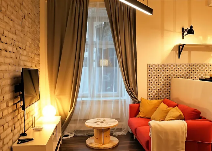 Duplex Queen Studio