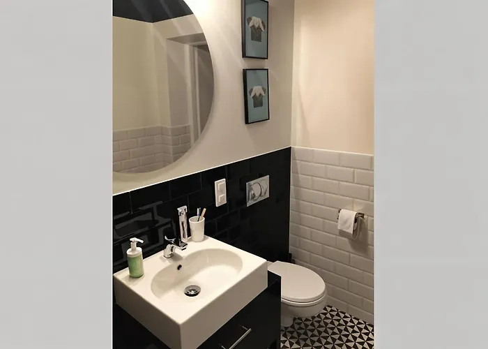 Duplex Queen Studio